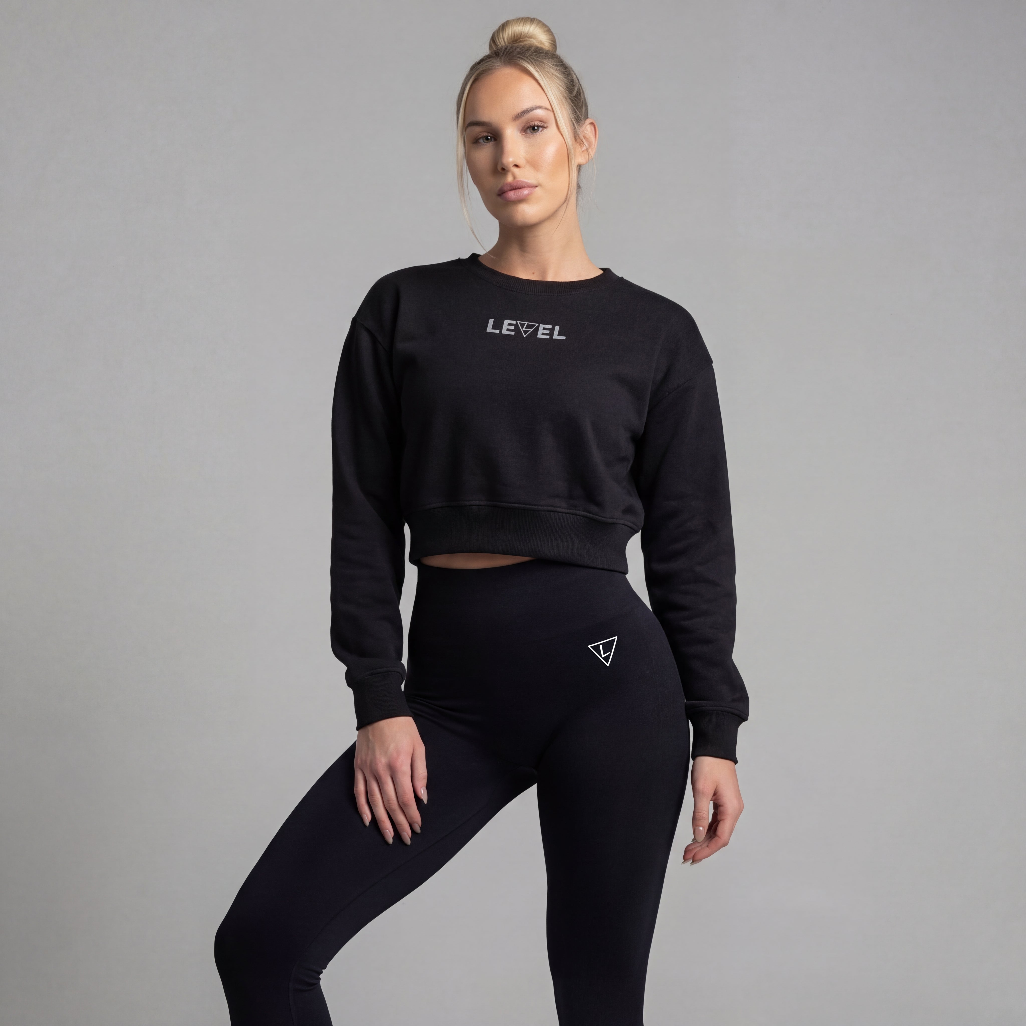 Limited Oversized Lady Crop