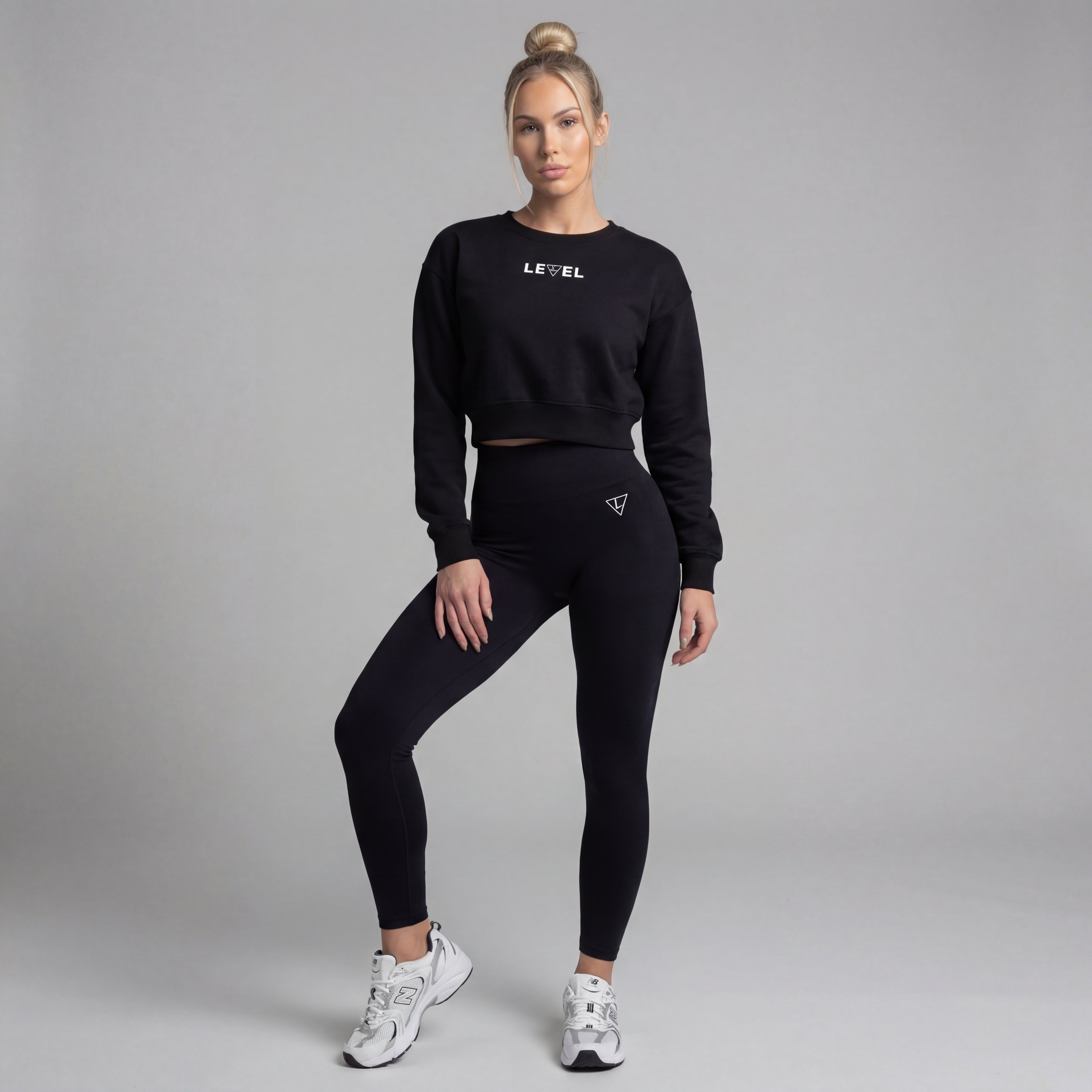 Limited Oversized Lady Crop